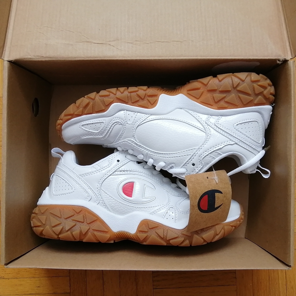 Women's Champion White Shoes 6.5 NWB